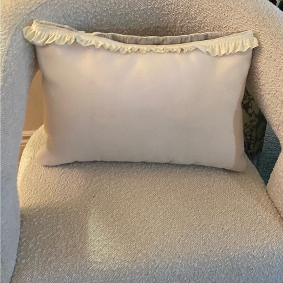 Elegant Beige Throw Pillow with Ruffle Trim - Picture 2 of 2